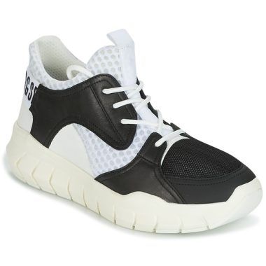 Sneakers Uomo Bikkembergs FIGHTER 2022 LEATHER Nero, stili eleganti e confortevoli, ideali per ogni occasione. Perfette per il tempo libero e per look casual, queste scarpe offrono qualità e design alla moda. Acquista ora le Bikkembergs FIGHTER 2022 LEATHER Nero per un tocco di classe nel tuo guardaroba.