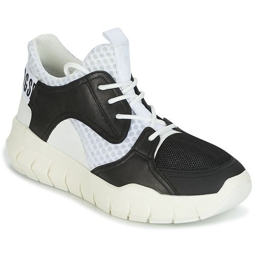 Sneakers Uomo Bikkembergs FIGHTER 2022 LEATHER Nero, stili eleganti e confortevoli, ideali per ogni occasione. Perfette per il tempo libero e per look casual, queste scarpe offrono qualità e design alla moda. Acquista ora le Bikkembergs FIGHTER 2022 LEATHER Nero per un tocco di classe nel tuo guardaroba.