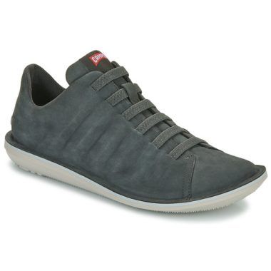 Sneakers Uomo Camper BEETLE Grigio - Stile e comfort in un design elegante, perfette per ogni occasione. Realizzate con materiali di alta qualità, queste sneakers offrono una calzata comoda e un look moderno. Acquista ora le Camper BEETLE Grigio e aggiungi un tocco di classe al tuo guardaroba.