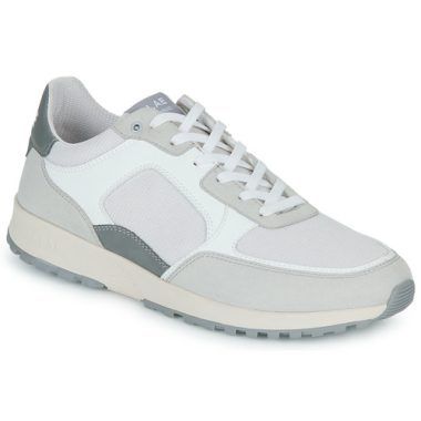 Sneakers Uomo Clae JOSHUA Bianco - Eleganti scarpe sportive in bianco, design moderno e versatile, perfette per ogni occasione. Comfort e stile uniti per un look contemporaneo. Acquista ora le Clae JOSHUA per un tocco di classe nel tuo outfit.