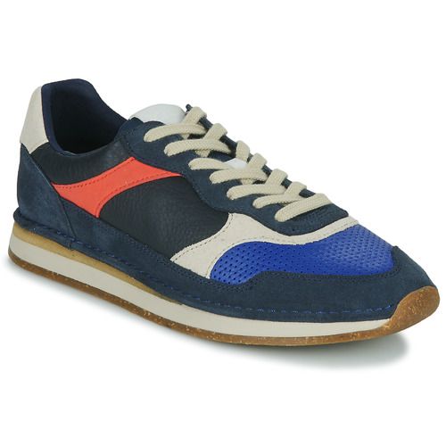 Sneakers uomo Clarks CRAFTRUN TOR blu, perfette per un look casual e dinamico. Design moderno e comodo, ideali per ogni occasione. Acquista ora le Clarks CRAFTRUN TOR blu e migliora il tuo stile quotidiano.
