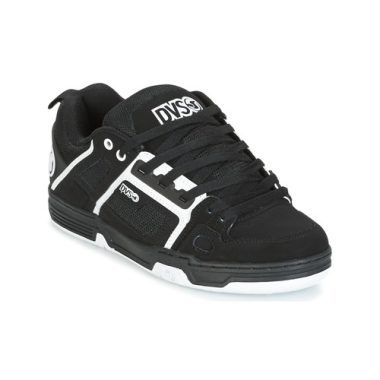 Scarpe da skate uomo DVS COMANCHE in nero, perfette per un look urbano e sportivo. Design moderno e materiali di alta qualità per garantire comfort e durata. Ideali per gli appassionati di skateboard e per chi cerca stile e funzionalità. Acquista ora le sneakers DVS COMANCHE Nero per un tocco di freschezza nel tuo guardaroba.