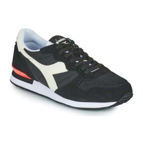 Sneakers Uomo Diadora CAMARO Nero - Stile sportivo e comfort, perfette per un look casual. Design moderno con suola leggera e traspirante, ideali per ogni occasione. Acquista ora le Diadora CAMARO Nero e migliora il tuo guardaroba!
