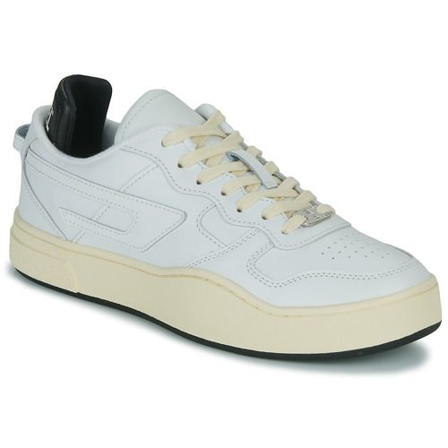 Sneakers Uomo Diesel S-UKIYO LOW X Bianco, design elegante e casual, ideali per ogni occasione. Scarpe leggere e comode, perfette per un look urbano. Acquista ora le tue Diesel S-UKIYO LOW X Bianco e aggiungi un tocco di stile al tuo outfit!