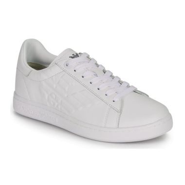 Sneakers Uomo Emporio Armani EA7 CLASSIC NEW CC Bianco, eleganti e trendy, ideali per un look casual e sportivo. Realizzate con materiali di alta qualità, queste scarpe offrono comfort e stile in ogni occasione. Acquista le sneakers Emporio Armani EA7 per un outfit moderno e distintivo.