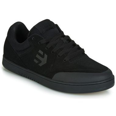 Sneakers da skate Etnies MARANA Nero per uomo, perfette per la pratica di skateboarding. Design moderno e resistente, realizzate con materiali di alta qualità per garantire comfort e supporto. Ideali per gli amanti dello stile urbano e per chi cerca prestazioni elevate. Acquista ora le scarpe Etnies MARANA Nero e migliora il tuo look e la tua performance sulla tavola.