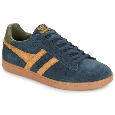 Sneakers uomo Gola EQUIPE II SUEDE Marine, eleganti e alla moda, realizzate in morbido suede di alta qualità. Queste sneakers unisex offrono comfort e stile per ogni occasione, perfette per un look casual e sportivo. Acquista ora e completa il tuo guardaroba con queste scarpe iconiche Gola, disponibili in un classico e versatile colore marine.