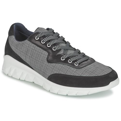 Sneakers uomo Paul & Joe REPPER Nero, eleganti e versatili, perfette per ogni occasione. Design moderno e materiali di alta qualità per il massimo comfort. Acquista ora le sneakers Paul & Joe REPPER Nero per un look alla moda e contemporaneo.