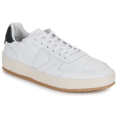 Sneakers Uomo Philippe Model NICE LOW MAN in Bianco, eleganti e trendy, perfette per ogni occasione. Design moderno e materiali di alta qualità per un comfort ottimale. Ideali per un look casual-chic. Acquista ora le Philippe Model NICE LOW MAN e completa il tuo outfit con stile!