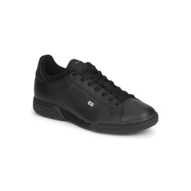 Sneakers Uomo Reebok Classic NPC II Nero, eleganti e versatili, ideali per ogni occasione. Realizzate con materiali di alta qualità, offrono comfort e stile. Perfette per il tuo look casual e contemporaneo, queste scarpe sportive sono un must-have per gli amanti del brand Reebok. Acquista ora le Reebok Classic NPC II Nero e distingue il tuo stile!