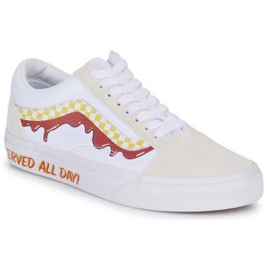 Sneakers Uomo Vans OLD SKOOL Bianco, leggere e stilose, perfette per ogni occasione. Queste iconiche scarpe offrono comfort e supporto grazie alla loro struttura premium e al design classico. Ideali per un look casual e di tendenza, queste Vans sono un must-have per gli amanti dello street style. Acquista ora le Vans OLD SKOOL Bianco per completare il tuo outfit con un tocco di eleganza e freschezza.