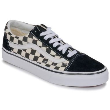 Sneakers Uomo Vans OLD SKOOL Nero: Eleganti e versatile, queste sneakers Vans OLD SKOOL in nero sono perfette per ogni occasione. Realizzate con materiali di alta qualità, offrono comfort e stile senza tempo. Aggiungi un tocco streetwear al tuo guardaroba con queste iconiche Vans OLD SKOOL. Ideali per outfit casual o sportivi. Acquista ora e rinnova il tuo look!