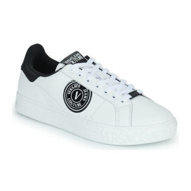 Sneakers Uomo Versace Jeans Couture 72YA3SK1 Bianco, eleganti e alla moda, perfette per ogni occasione. Design contemporaneo con dettagli distintivi del marchio, ideali per un look casual-chic. Acquista ora le Versace Jeans Couture 72YA3SK1 per un tocco di stile esclusivo e comfort.