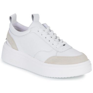 Sneakers uomo Yurban BELFAST Bianco, eleganti e confortevoli, perfette per un look casual e alla moda. Queste sneakers leggere sono ideali per ogni occasione, grazie al loro design sofisticato e alla qualità dei materiali. Scegli Yurban BELFAST Bianco per esprimere il tuo stile unico e vivace.