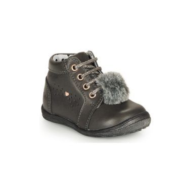 Stivaletti bambina ragazza Catimini CALISTA Grigio, eleganti e comodi, perfetti per ogni occasione. Realizzati con materiali di alta qualità, questi stivaletti offrono stile e comfort per le piccole fashioniste. Disponibili in grigio, si abbinano facilmente a qualsiasi outfit. Scopri il massimo della moda per bambini con i Catimini CALISTA.