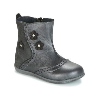 Stivaletti bambina ragazza Citrouille et Compagnie HOPETTE Grigio, eleganti e comodi, ideali per le avventure quotidiane. Realizzati in materiali di alta qualità, questi stivaletti offrono un'ottima vestibilità e supporto per i piedi delle più piccole. Perfetti per ogni occasione, dalla scuola alle uscite con gli amici, con un design alla moda che si abbina facilmente a qualsiasi outfit. Acquista i Citrouille et Compagnie HOPETTE Grigio per garantire stile e comfort alla tua bambina!