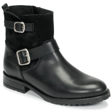 Stivaletti bambina ragazza Citrouille et Compagnie NIVOLE in colore nero, perfetti per ogni occasione, realizzati con materiali di alta qualità per garantire comfort e stile. Ideali per le giovani fashioniste, questi stivaletti offrono grip e durabilità per affrontare le avventure quotidiane. Disponibili per l'acquisto online per un look elegante e moderno.