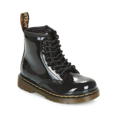 Stivaletti Dr. Martens per bambina ragazza PATENT TODDLER in colore nero, con design iconico e finitura lucida, ideali per un look alla moda e comodo. Perfetti per ogni occasione, questi stivaletti offrono stile e resistenza, rendendoli un must-have per le piccole fashioniste.