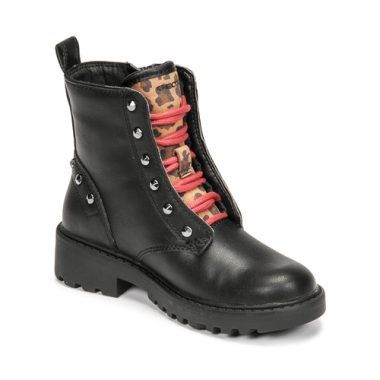 Stivaletti Geox per bambina ragazza modello CASEY in colore nero, ideali per ogni stagione. Comodi e trend, questi stivaletti offrono una perfetta combinazione di stile e praticità, perfetti per accompagnare le piccole in ogni avventura. Acquista ora gli stivaletti Geox CASEY e fai felice la tua bambina con un paio di scarpe di alta qualità!
