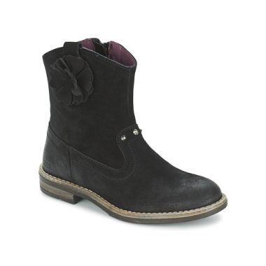 Stivaletti bambina ragazza Mod'8 NOLA Nero, eleganti e comodi, perfetti per ogni occasione. Realizzati con materiali di alta qualità, questi stivaletti offrono comfort e stile per le piccole fashioniste. Ideali per abbinamenti versatili, dal quotidiano alle occasioni speciali. Acquista gli stivaletti Mod'8 NOLA Nero per garantire alla tua bambina un look alla moda e un comfort senza pari.