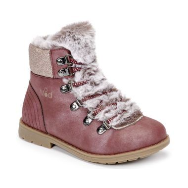 Stivaletti Mod'8 STEMILA rosa per bambina, eleganti e comodi, ideali per ogni occasione. Perfetti per l'uso quotidiano, questi stivaletti offrono stile e comfort per le giovani ragazze. Scopri la qualità e il design unico di Mod'8 con il modello STEMILA, disponibile in rosa, perfetto per completare qualsiasi outfit. Acquista ora per garantire il look alla moda della tua bambina!
