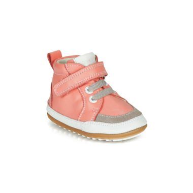 Stivaletti Robeez MIGOLO rosa per bambine, stile elegante e confortevole, ideali per ogni occasione. Design alla moda con materiali di alta qualità, perfetti per lootare al caldo e con stile. Disponibili per acquisto online su Outlet Scarpe Online.