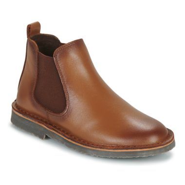 Stivaletti bambino ragazzo Citrouille et Compagnie HOUVETTE Marrone, eleganti e confortevoli, ideali per ogni stagione. Realizzati con materiali di alta qualità, offrono la giusta traspirabilità e supporto per i piedi dei più piccoli. Perfetti per completare ogni outfit da giovanotto, questi stivaletti sono la scelta ideale per genitori attenti allo stile e al comfort. Disponibili in marrone, facilmente abbinabili a qualsiasi look casual o formale.