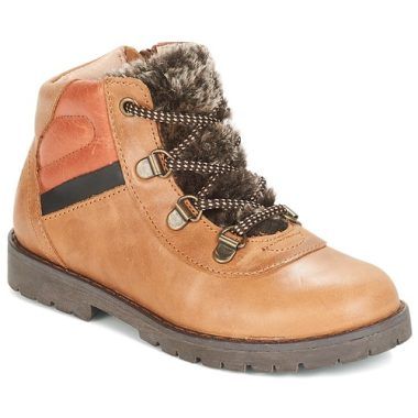 Stivaletti bambino ragazzo Citrouille et Compagnie JODILAEM in colore marrone, perfetti per ogni occasione. Scarpe eleganti e comode per i più piccoli, realizzate con materiali di alta qualità per garantire durata e stile. Ideali per l'autunno e l'inverno, questi stivaletti offrono un supporto eccellente e sono facili da abbinare a vari outfit. Scegli i JODILAEM di Citrouille et Compagnie per un look alla moda e un comfort incomparabile.