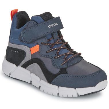 Stivaletti Geox per bambini e ragazzi modello J FLEXYPER BOY B ABX in colore marine. Perfetti per l’autunno e l'inverno, questi stivaletti impermeabili offrono comfort, calore e stile per i più piccoli. Ideali per le attività quotidiane e le avventure all'aperto, garantiscono una giusta traspirabilità grazie alla tecnologia Geox. Acquista ora per dare ai tuoi bambini il massimo del comfort e della tendenza!