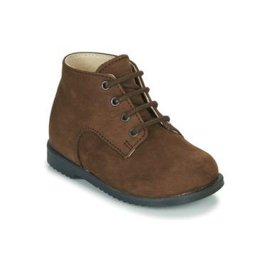Stivaletti bambino ragazzo Little Mary modello MILOT in marrone, realizzati in pelle morbida per garantire comfort e stile. Design elegante e pratico, ideale per l'autunno e l'inverno. Scarpe per bambini resistenti e facili da indossare, perfette per ogni occasione. Acquista ora i Little Mary Stivaletti MILOT per un look alla moda!