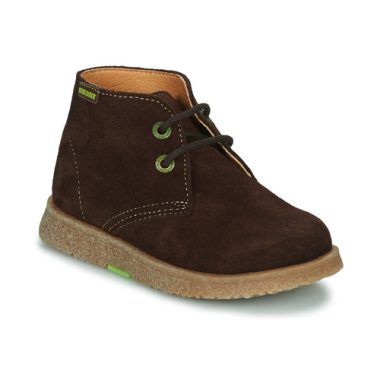 Stivaletti Pablosky 506396 per bambino ragazzo in marrone, ideali per garantire comfort e stile. Perfetti per l'uso quotidiano, realizzati con materiali di alta qualità per una lunga durata. Scopri il mix di eleganza e praticità con questi stivaletti Pablosky, l'ideale per ogni occasione.