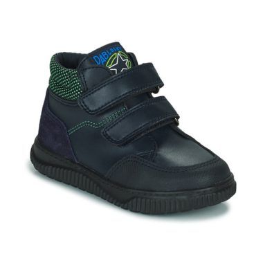 Stivaletti bambino ragazzo Pablosky 508325 Marine, realizzati in materiali di alta qualità, design moderno e confortevole per l'uso quotidiano. Perfetti per outfit casual, offrono supporto e stile, ideali per la stagione fredda. Acquista ora i Pablosky Stivaletti per bambini e assicurati comfort e moda per i tuoi piccoli.