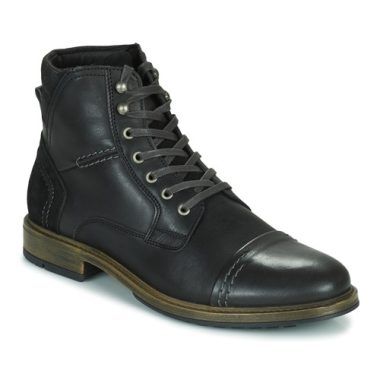 Stivaletti Uomo Casual Attitude HOKES Nero - Eleganti e versatili, questi stivaletti sono realizzati in morbido materiale di alta qualità, perfetti per look casual e alla moda. Con un design contemporaneo e una comoda suola, questi stivaletti offrono stile e comfort per ogni occasione. Ideali per abbinamenti con jeans e pantaloni, rappresentano un must-have nel guardaroba maschile. Acquista ora i tuoi Casual Attitude HOKES Nero e rinnova il tuo stile!