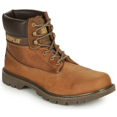 Stivaletti uomo Caterpillar COLORADO 2.0 Marrone, realizzati in pelle resistente e progettati per offrire comfort e stile. Ideali per look casual e avventure all'aperto, questi stivaletti uniscono funzionalità e design. Perfetti per l'autunno e l'inverno, offrono una suola antiscivolo per una maggiore aderenza. Scopri la qualità Caterpillar con i COLORADO 2.0 in Marrone, l'accessorio perfetto per ogni uomo alla moda.