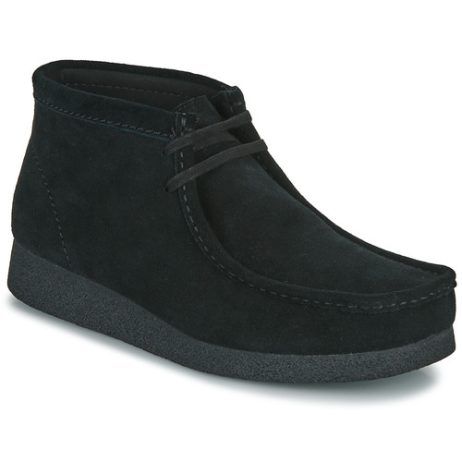 Stivaletti Uomo Clarks WALLABEE EVO BT Nero, design elegante e confortevole, ideali per l'uso quotidiano e le occasioni casual. Realizzati in materiali di alta qualità, offrono un sostegno ottimale e una vestibilità perfetta. Scopri il comfort e lo stile senza tempo con i stivaletti Clarks, perfetti per completare ogni outfit.