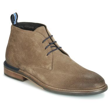 Stivaletti Uomo Schmoove PILOT-DESERT in Beige, eleganti e versatili, ideali per ogni occasione. Realizzati con materiali di alta qualità, offrono comfort e stile. Perfetti per il tempo libero e l'abbigliamento casual. Acquista ora i tuoi Schmoove PILOT-DESERT Beige!