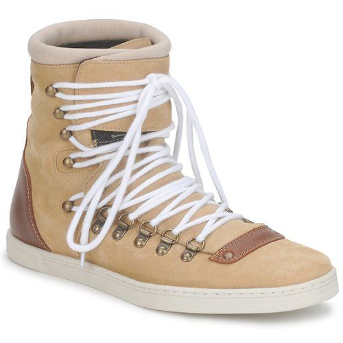 Stivaletti Uomo Swear DUKE in Beige, eleganti e versatili, perfetti per ogni occasione. Realizzati con materiali di alta qualità, offrono comfort e stile. Scopri il tuo look ideale con questi stivaletti alla moda.