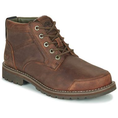 Stivaletti Uomo Timberland LARCHMONT II CHUKKA Marrone, eleganti e robusti, ideali per l'outdoor e la vita quotidiana. Realizzati con materiali di alta qualità per garantire comfort e durabilità. Perfetti per completare il tuo look casual e sporty. Acquista ora per un classico intramontabile!