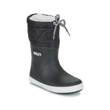 Stivali Aigle GIBOULEE 2 per bambina e ragazza in colore nero, ideali per ogni stagione. Realizzati con materiali di alta qualità per garantire comfort e resistenza. Perfetti per completare look casual o eleganti. Acquista ora gli stivali Aigle GIBOULEE 2 per il tuo stile!
