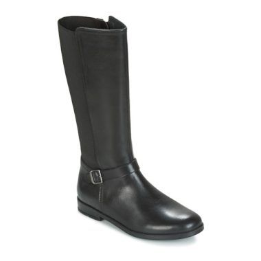 Stivali bambina ragazza Start Rite GRACE LONG in colore nero, ideali per la stagione invernale. Realizzati con materiali di alta qualità per garantire comfort e durata, questi stivali sono perfetti per ogni occasione. Design elegante e alla moda, con chiusura pratica per una vestibilità sicura. Perfetti per tutte le piccole avventuriere. Acquista gli stivali Start Rite GRACE LONG per un look trendy e comodo!