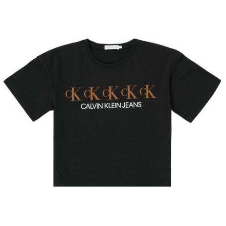 T-shirt ragazza Calvin Klein Jeans CK REPEAT FOIL BOXY T-SHIRT Nero, elegante e alla moda, realizzata in cotone di alta qualità. Design boxy con logo in foil per un look trendy. Perfetta per ogni occasione, questa T-shirt rappresenta il connubio ideale tra comfort e stile. Disponibile in diverse taglie, un must-have nel guardaroba delle giovani donne.