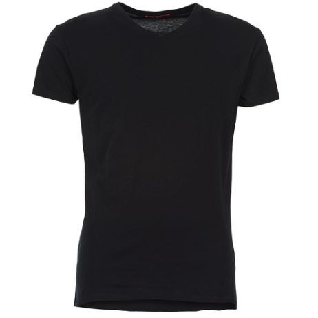 T-shirt uomo BOTD ECALORA nera maniche corte, ideale per un look casual e moderno. Realizzata in tessuto di alta qualità, questa t-shirt offre comfort e stile per ogni occasione. Perfetta da abbinare a jeans o pantaloni shorts, ideale per la stagione estiva. Aggiungi un tocco di eleganza al tuo guardaroba con la T-shirt BOTD ECALORA.
