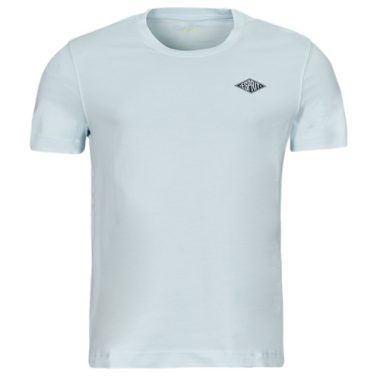 T-shirt uomo Esprit OCS AW CN SSL bianco maniche corte, in cotone morbido e traspirante. Design elegante e moderno, ideale per l'abbigliamento casual o per un look sportivo. Perfetta per ogni occasione, questa maglietta Esprit è un must-have nel guardaroba maschile. Acquista ora e aggiungi stile al tuo outfit con la T-shirt Esprit OCS AW CN SSL.
