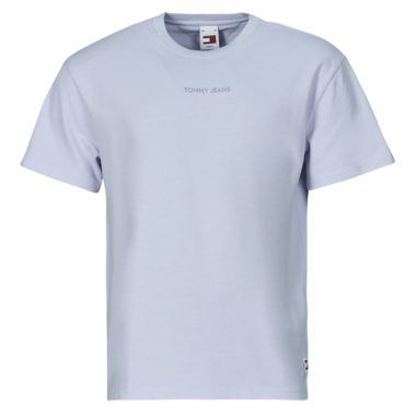 T-shirt uomo Tommy Jeans TJM REG S NEW CLASSICS TEE EXT Blu, maniche corte, stile casual, perfetta per abbinamenti versatili. Ideale per un look contemporaneo e alla moda. Disponibile online per acquisto immediato.