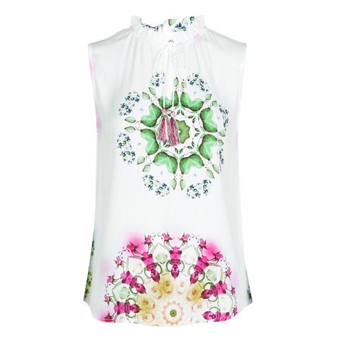 Desigual ROSEN Bianco Top Donna 1 Top Donna Desigual ROSEN Bianco - Elegante e trendy top in tessuto bianco, ideale per ogni occasione. Perfetto per un look estivo e casual, con dettagli alla moda che valorizzano la silhouette. Acquista ora per un outfit unico e fresco!