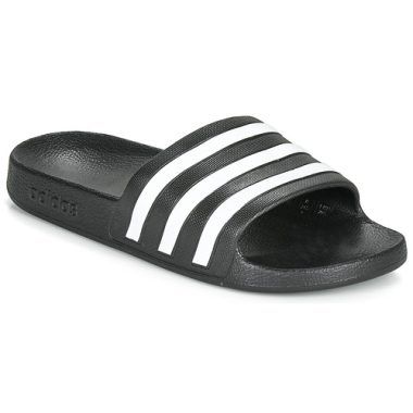 Ciabatte uomo adidas ADILETTE AQUA Nero, comfort e stile per l'estate. Perfette per il mare e la vita quotidiana, queste ciabatte offrono un design elegante e una calzata comoda. Ideali per chi cerca qualità e praticità nei sandali estivi. Disponibili in colore nero, sono un must-have nel tuo guardaroba estivo. Acquista ora le ciabatte adidas ADILETTE AQUA e goditi ogni passo.