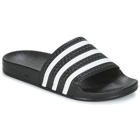 Ciabatte Uomo adidas ADILETTE in Nero, comode e stilose, ideali per un look casual e versatile. Perfette per il tempo libero e per la spiaggia, offrono comfort e supporto per i piedi. Scarpe must-have per la stagione, disponibili in diverse misure.