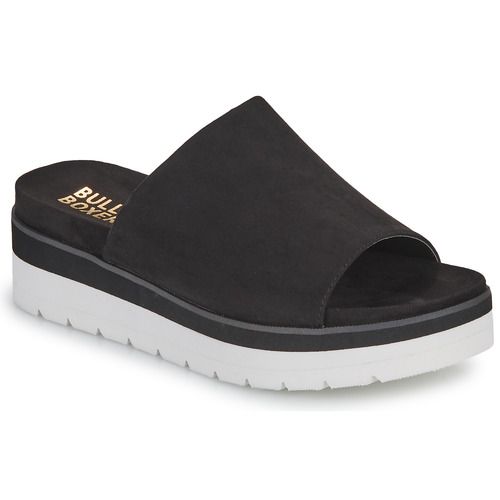 Ciabatta Donna Bullboxer 078024F2T Nero, elegante e confortevole, ideale per ogni occasione. Questa ciabatta presenta un design moderno e versátil, perfetta per completare il tuo outfit estivo. Realizzata con materiali di alta qualità, garantisce durabilità e comfort. Scopri il tuo nuovo must-have per la stagione!