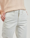 Pantalone Chino Levis ESSENTIAL CHINO Bianco Pantaloni Chino Donna - 5