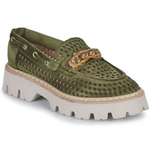 Stivaletti militari Fru.it 8149-999 in oro kaki, perfetti per donne alla moda. Design elegante e resistente, ideali per un look audace e contemporaneo. Comfort e stile uniti in questo mocassino da donna versatile, perfetto per ogni occasione. Acquista ora per esaltare il tuo guardaroba con questi must-have.